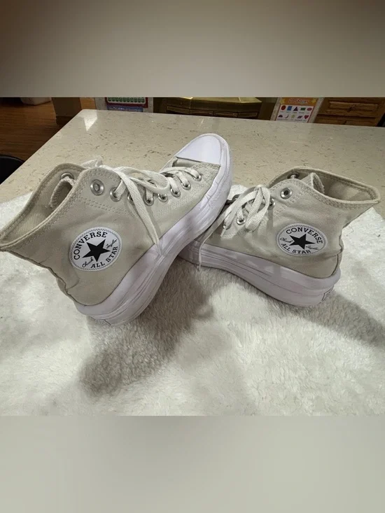 Converse All Star White Upper with Gum Sole - Picture 1 of 11